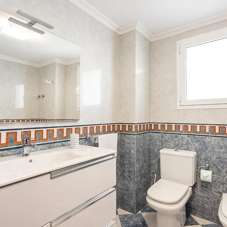 Avenida By Ramsol Fuengirola