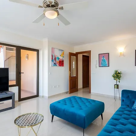 Avenida By Ramsol Fuengirola